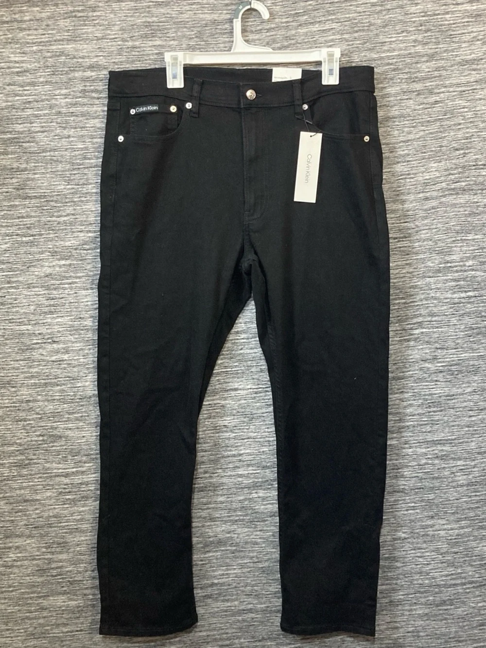 Calvin Klein Men's Slim Straight Jeans in Black